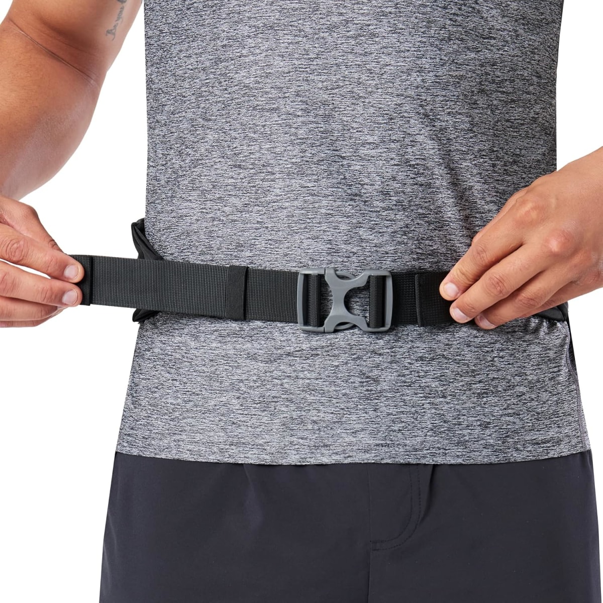 Nathan Canguro Ajustable Fit Zipster 2.03