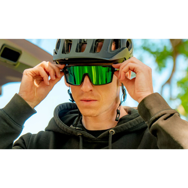 OPTIC NERVE FixiePHENOM 2.0 Matte Black with Smoke Lens Green Mirror4
