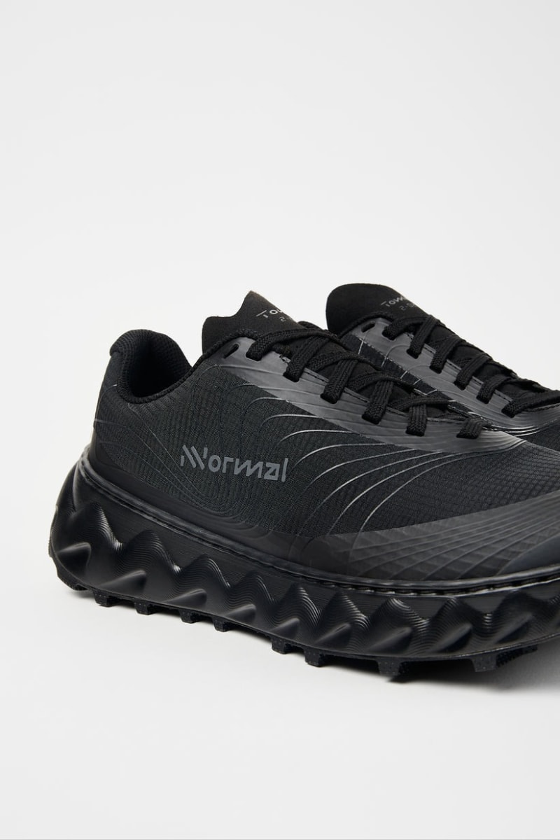 NNORMAL Zapatillas de Trail Running TOMIR 2.0 Black unisex2