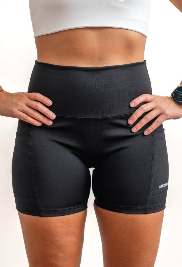 Sweat It Shorts Power Black1