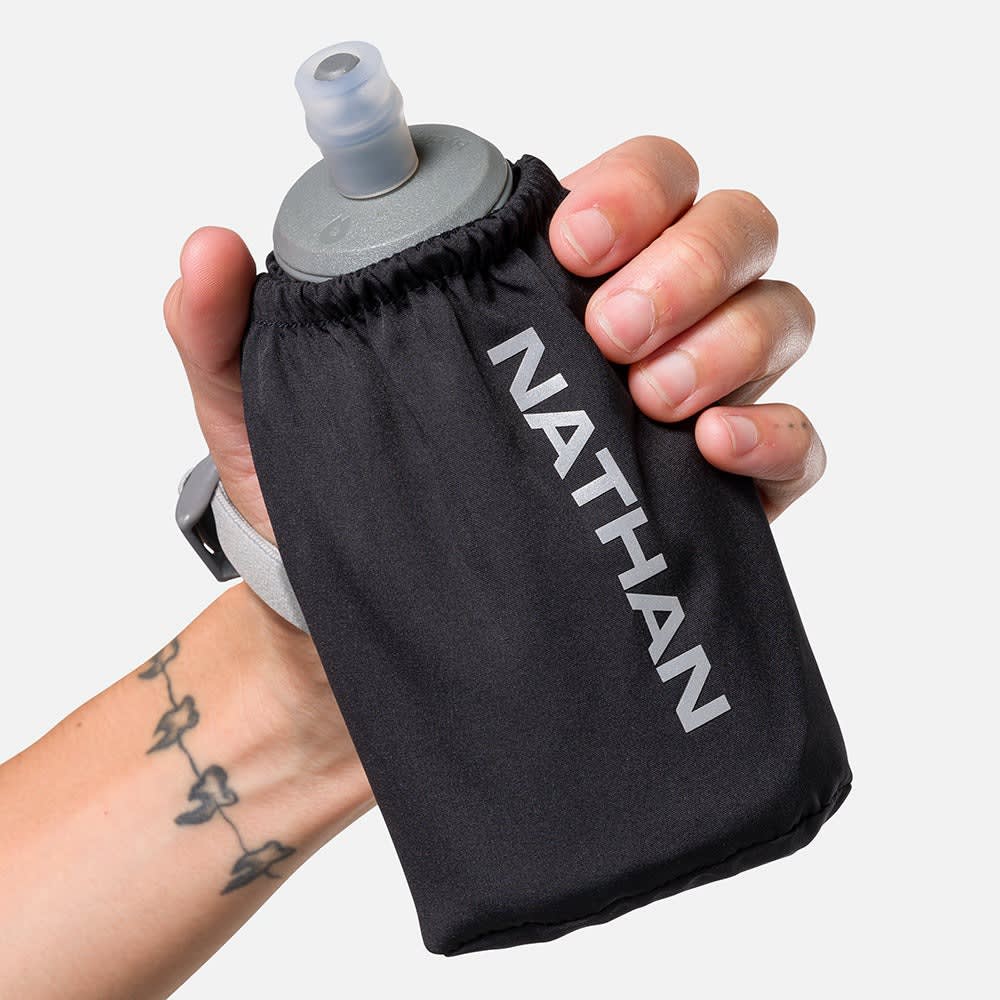 Nathan Pinnacle Botella Portátil- 18 oz1