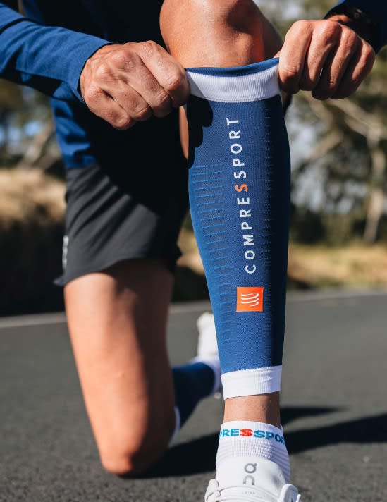 Compressport Pantorrillera R2 3.0 Azul/Blanco3
