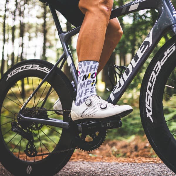 Wabiks Medias Move Fast Blanco3