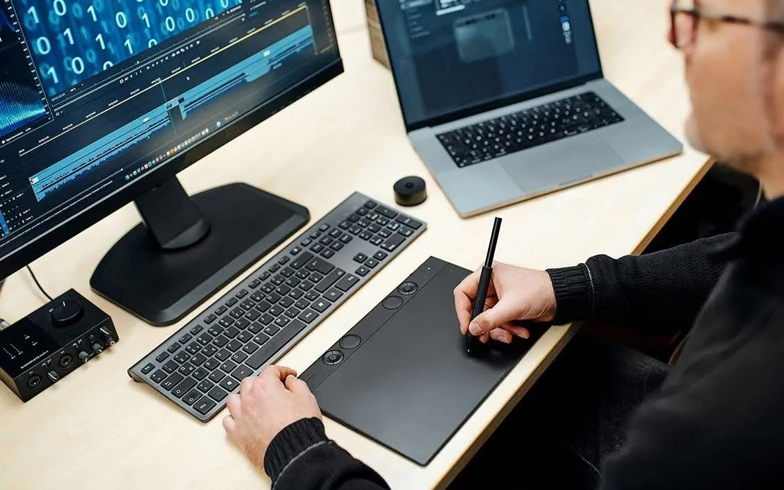 Wacom Intuos Pro Medium, PTK670K0A | SyD - Servicio Técnico Apple
