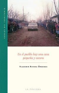 EN UN PUEBLO HAY UNA CASA PEQUEÑA Y OSCURA