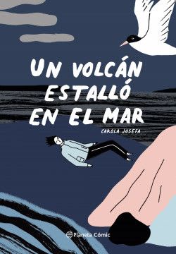 UN VOLCAN ESTALLO EN EL MAR1