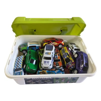 Set 30 Autitos a Fricción en Caja Transportadora