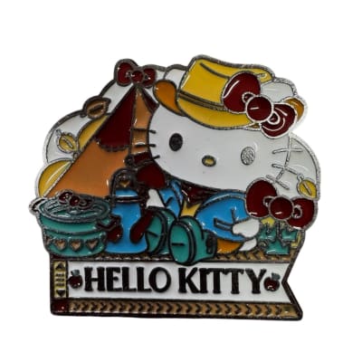 Hello Kitty Aventurera Pin Prendedor
