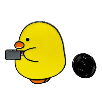 Pato con Navaja Side View Pin Broche