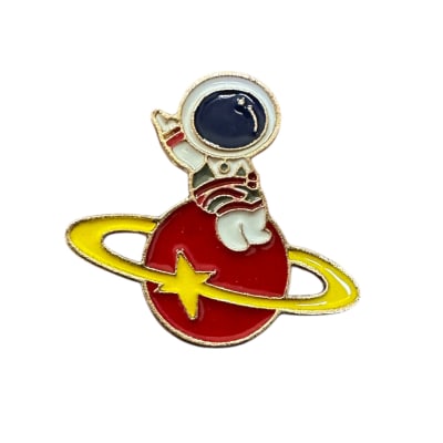 Astronauta En Saturno Pin Prendedor