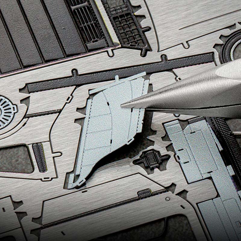 DMC DeLorean Volver al Futuro Puzzle 3D Metal Earth Soletta