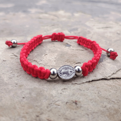 Pulsera Roja Protección - San Benito1