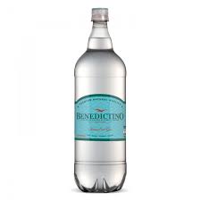 Benedictino sin gas 1,5 lt1