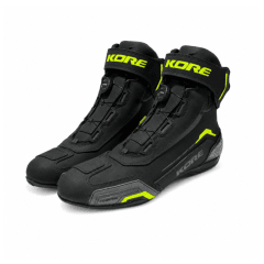BOTA PARA MOTO KORE RAPID CON PROTECCIONES NEGRA Y AMARILLO FLÚOR