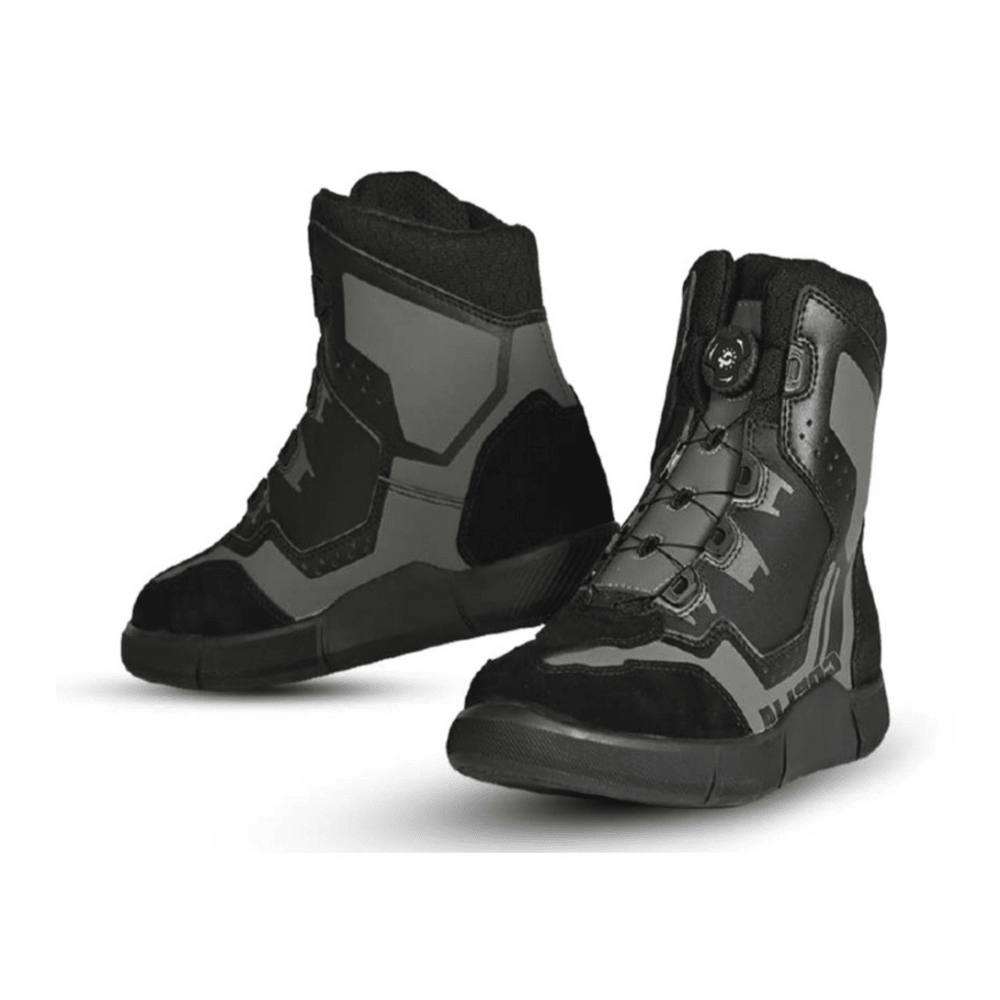 BOTA PARA MOTO KORE BLEND NEGRO GRIS CON SISTEMA DE AJUSTE BOA1