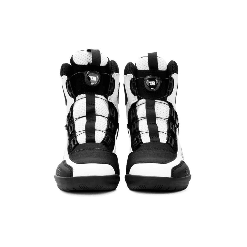 BOTAS URBANAS PARA MOTO TR TIGER R1 BLANCAS Y NEGRAS CON AJUSTE ROTATIVO5
