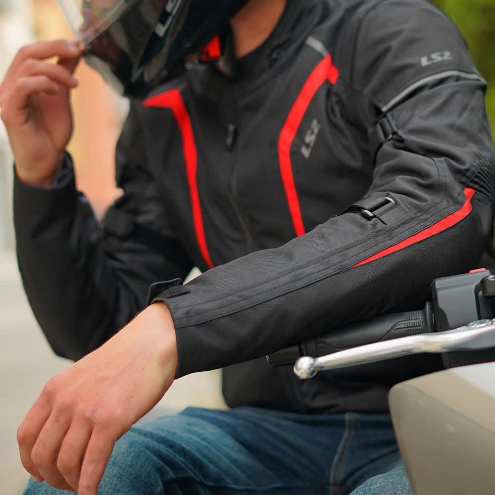 CHAQUETA LS2 SEPANG NEGRA GRIS ROJA | PROTECCIÓN Y CONFORT PARA CADA RUTA6