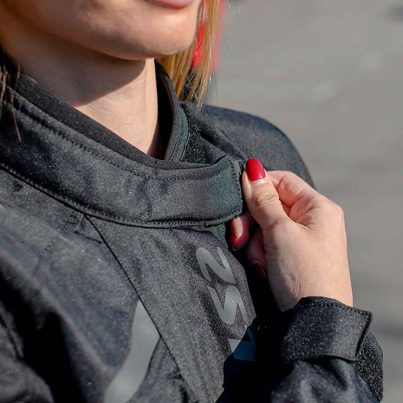 CHAQUETA LS2 SERRA EVO NEGRA MUJER4