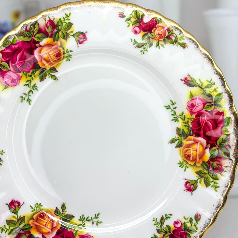 Plato de pan Royal Albert  - 18cm1