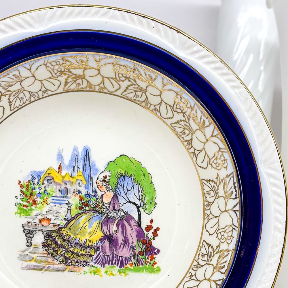 Pocillo dama antigua -17cm2