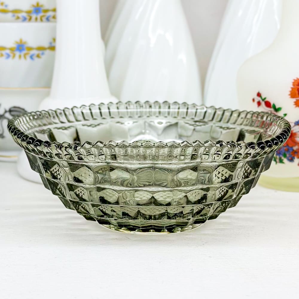 Pocillo de vidrio negro - 14cm4