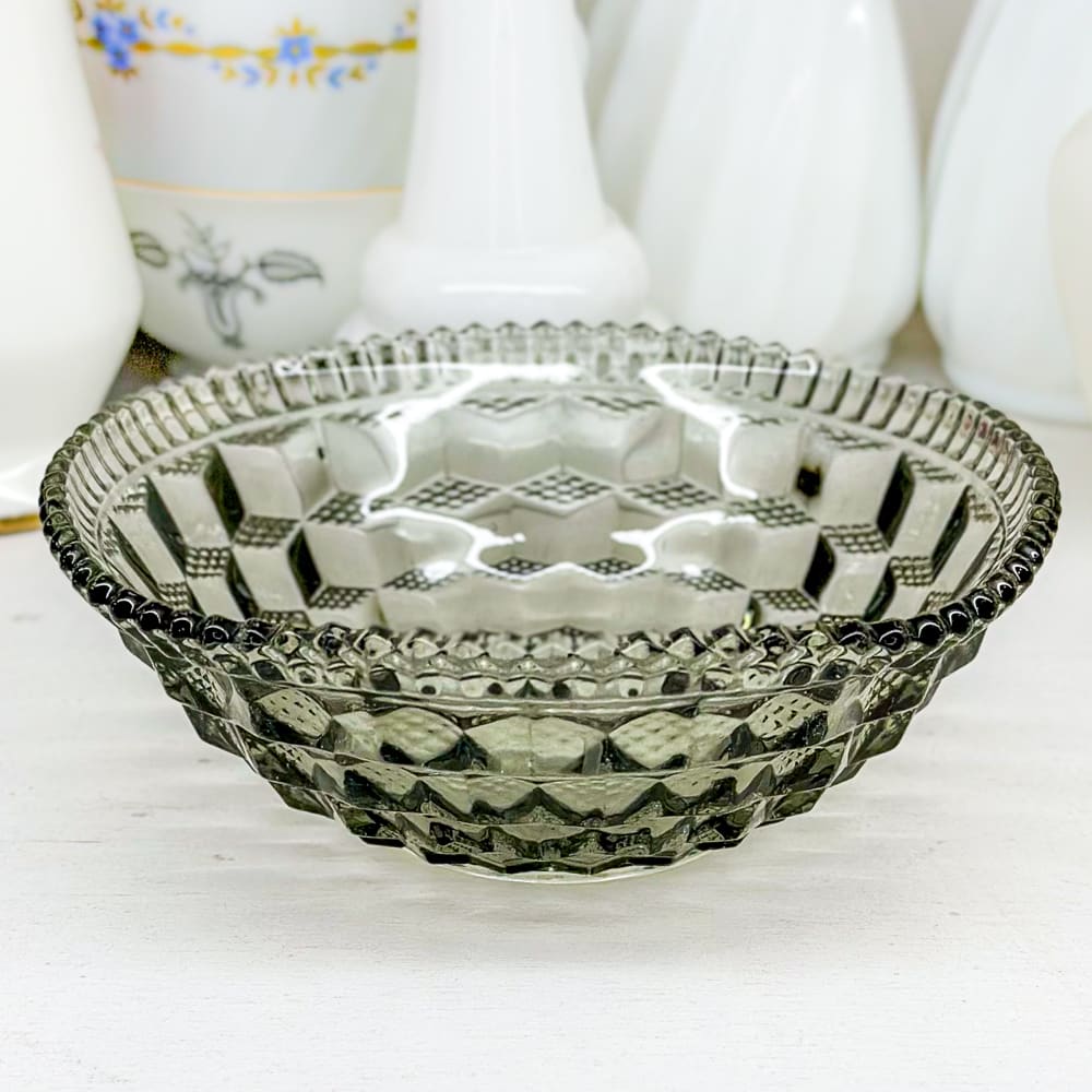 Pocillo de vidrio negro - 14cm1