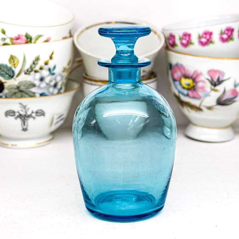 Botella celeste de cristal - 12cm1