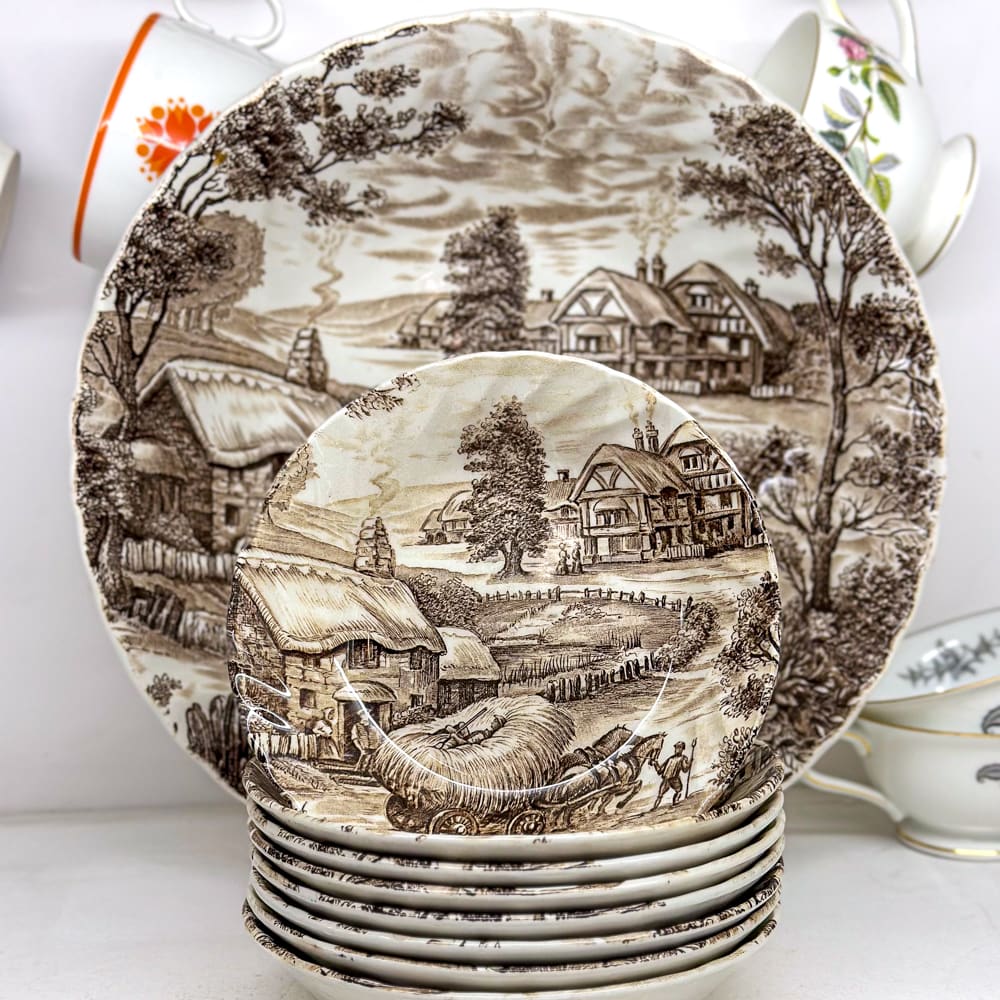 Juego de fuente con 8 pocillos de 1950 - 25cm4