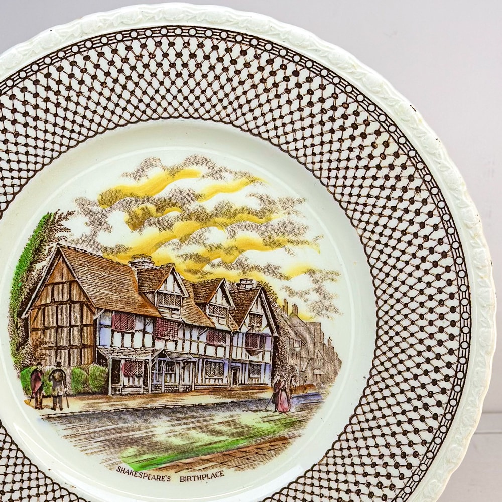 Plato de fondo W.H. Grindley & Co.- 23cm2