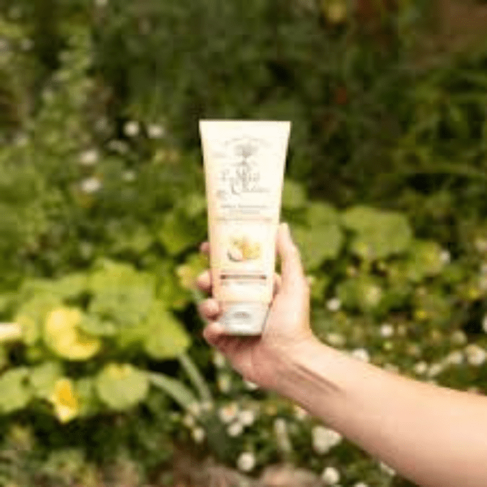 LE PETIT OLIVIER ACONDICIONADOR OLIVA, KARITÉ Y ARGAN 200 ML DET.1