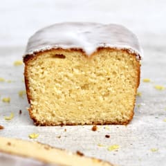 Queque húmedo de limón