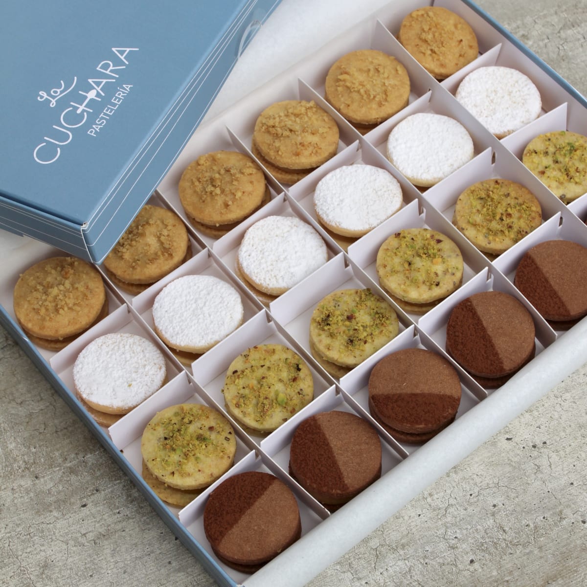 Caja Mix 24 Alfajores1