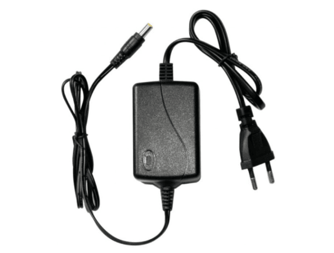 5V-2A TRANSFORMADOR (FUENTE PODER) , PLASTICA INTERIOR,TIPO TODO EN UNO.1