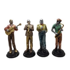 MUSICOS DE BANDA