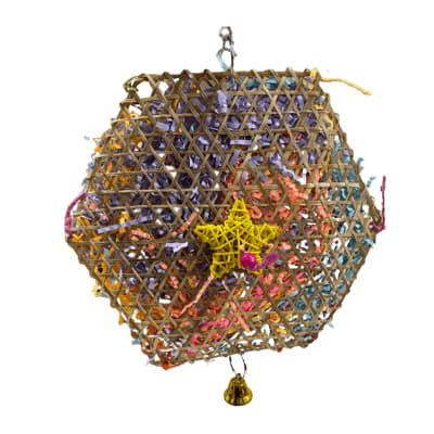 JUGUETE BAMBU TEJIDO CON PAPEL PICADO EN TIRAS PARA AVES1