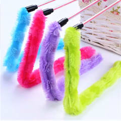 JUGUETE GATO VARITA COLA LANUDA 47CM