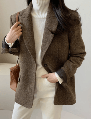 El Poder del Blazer: Cómo Transforma tu Forma de Vestir.