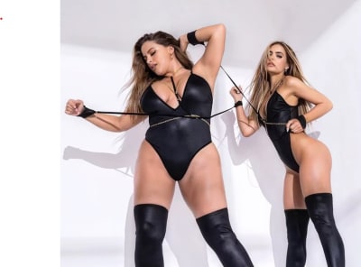 Body Negro de Cuerina Mujer con Accesorios de Cadena1