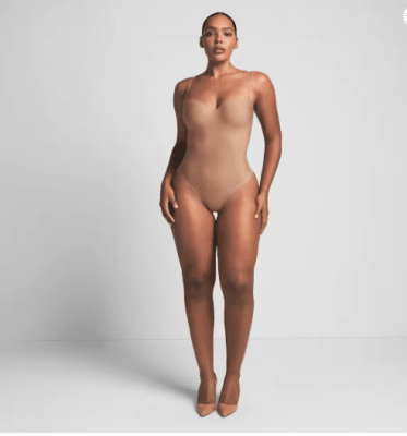 Body de satén mujer georgina Beige1