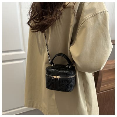 Mini Bolso Rígido Mujer Negro Tipo Vanity1