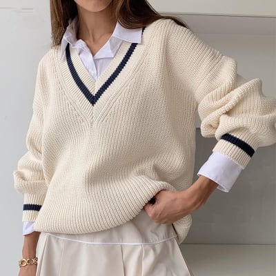 Sweater mujer cuello v Beige1
