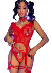 Set lencería Rojo con portaligas y choker