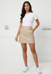 Mini Falda de Cuerina Beige Tipo A Mujer