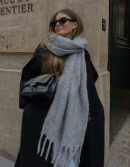 Bufanda Oversize de Lana Mujer Gris con Flecos
