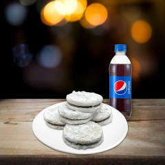 Combo Clásico XL: Alfajores Grandes (7.5 cm) + Gaseosa GRATIS