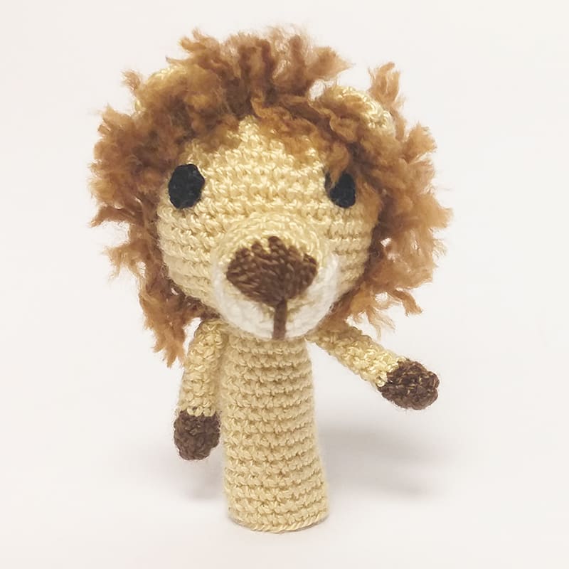 Títere dedo león amigurumi Títere dedo león amigurumi