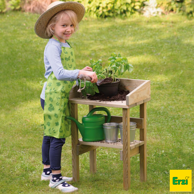 Mesa de madera para plantar al aire libre1