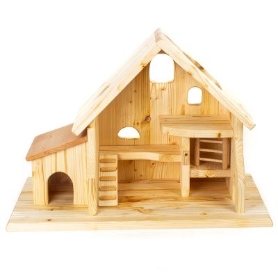 Establo granero de madera natural