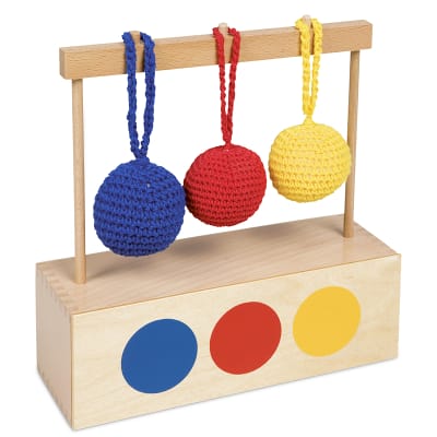 Caja de permanencia con 3 bolas de tejido Montessori1
