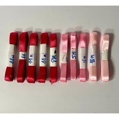 Cintas satín de 15mm en tonos rosa, 87 metros total - Producto de vitrina1